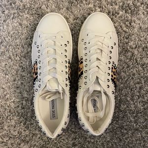 STEVE MADDEN Belle leopard sneaker. Size 10, new, never worn!